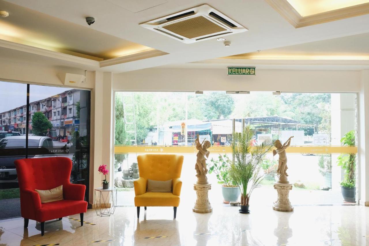 Era Plus Hotel Seri Kembangan Exterior foto