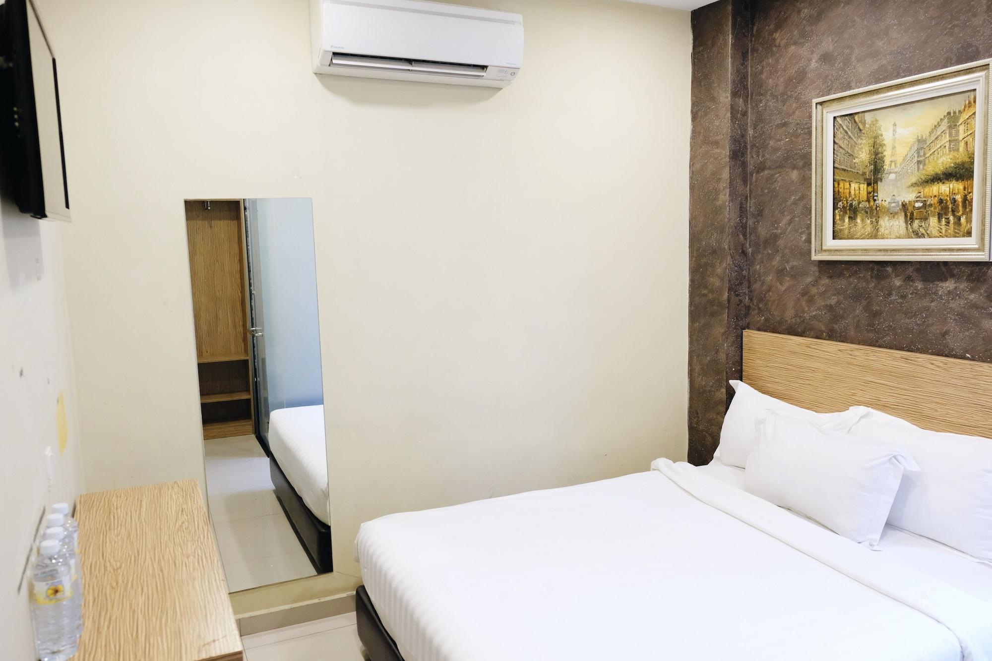 Era Plus Hotel Seri Kembangan Exterior foto