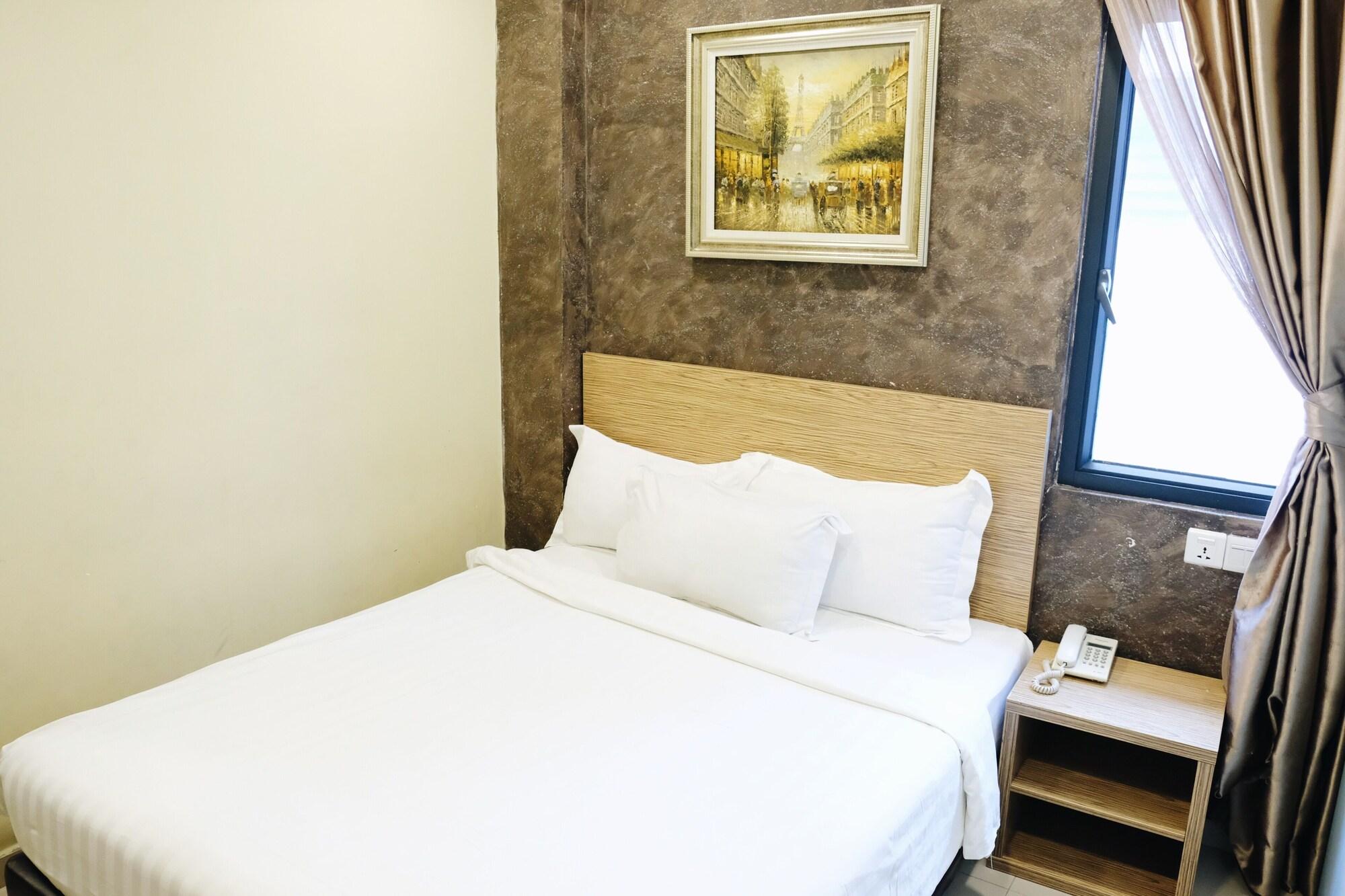 Era Plus Hotel Seri Kembangan Exterior foto